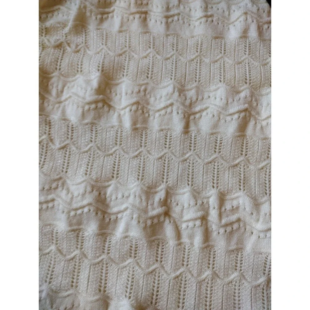 Guess Blouse Women's‎ Small Knit Nola Beige Pointelle Off the Shoulder Sweater - Picture 9 of 10